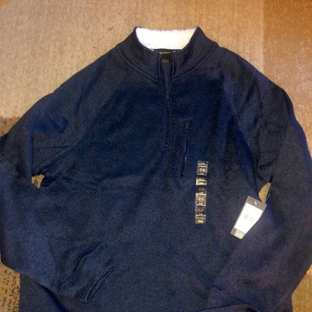 Old river sweatshirt size XL